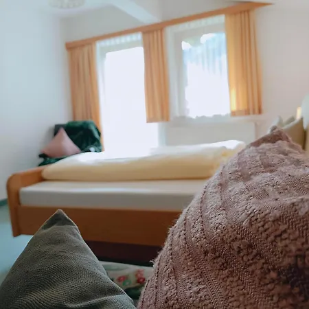 Manuela, Apartment *